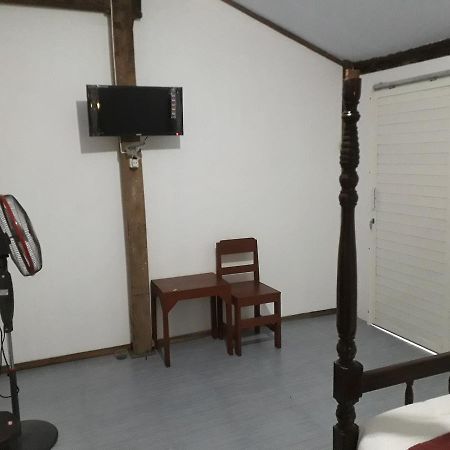 Banyu Homestay Banyuwangi  Dış mekan fotoğraf